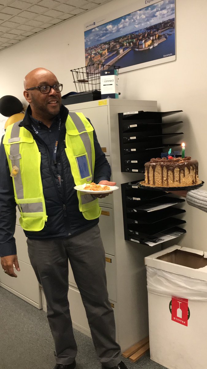 Happy Birthday to one of the coolest 😎 Leaders in the system!! ⁦<a href="/EdwardLightle/">Edward Lightle</a>⁩ 🎉