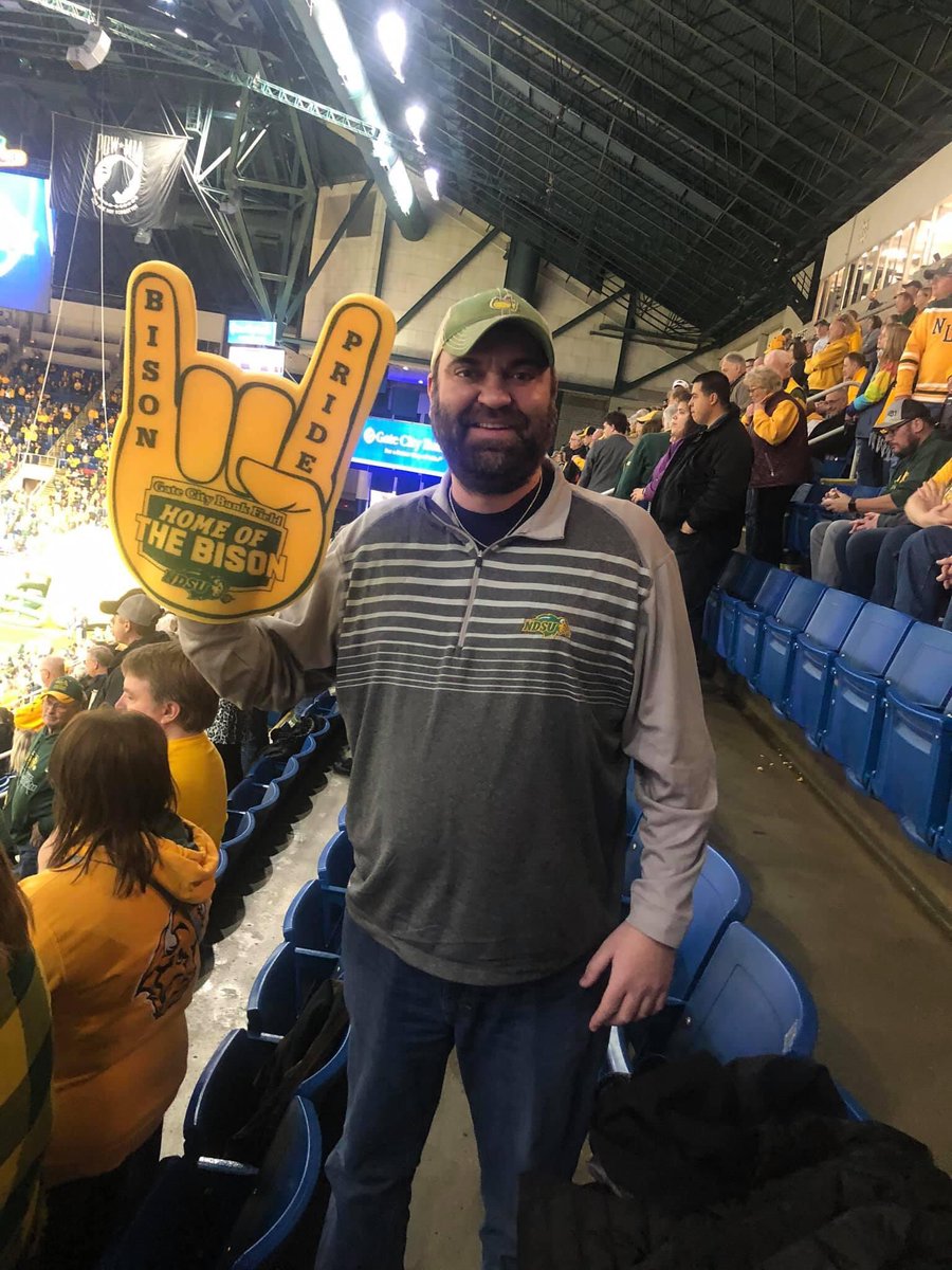 NellyHawk's tweet photo. Bison Pride #scheelsgameday https://t.co/zfFafsBOk6