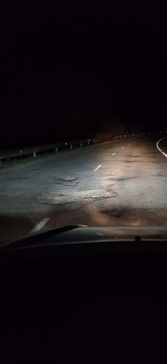 IVANHERHC's tweet photo. VERGÜENZA, luego que hay accidentes...  @DGTes @InformacionDGT @DPZaragoza @112Aragon @heraldoes @aragontv https://t.co/m4sMsMqhku