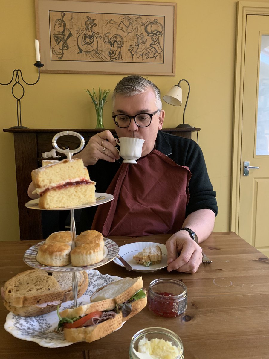 BerwynR's tweet image. Thanks to Steve &amp;amp; Carwyn who delivered a home made Afternoon Tea of canapés, sandwiches, Victoria sponge, scones &amp;amp; a selection of teas.  Kind and thoughtful friends who made this lockdown Saturday a memorable and happy day. ❤️🍰🫖🥪 #LockDownFun #friends #Cardiff