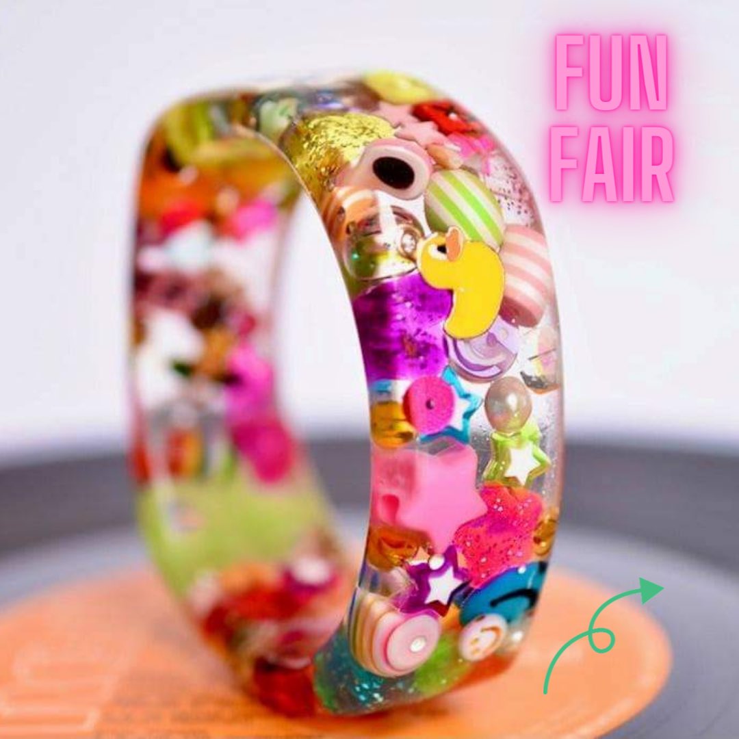 bordelinparis's tweet photo. 80s bangles β€οΈπOn Line π₯€nowπ#80sgirl #80swomen #80s #90sLove #80slove #women #Pop #popjewelry #popbeaded #bangles #vintage #popstyle #popbangles #pop2021 #popmaster #popcheckered #resinart #resinjewelry #bangleoftheday https://t.co/OCpzSprvFG