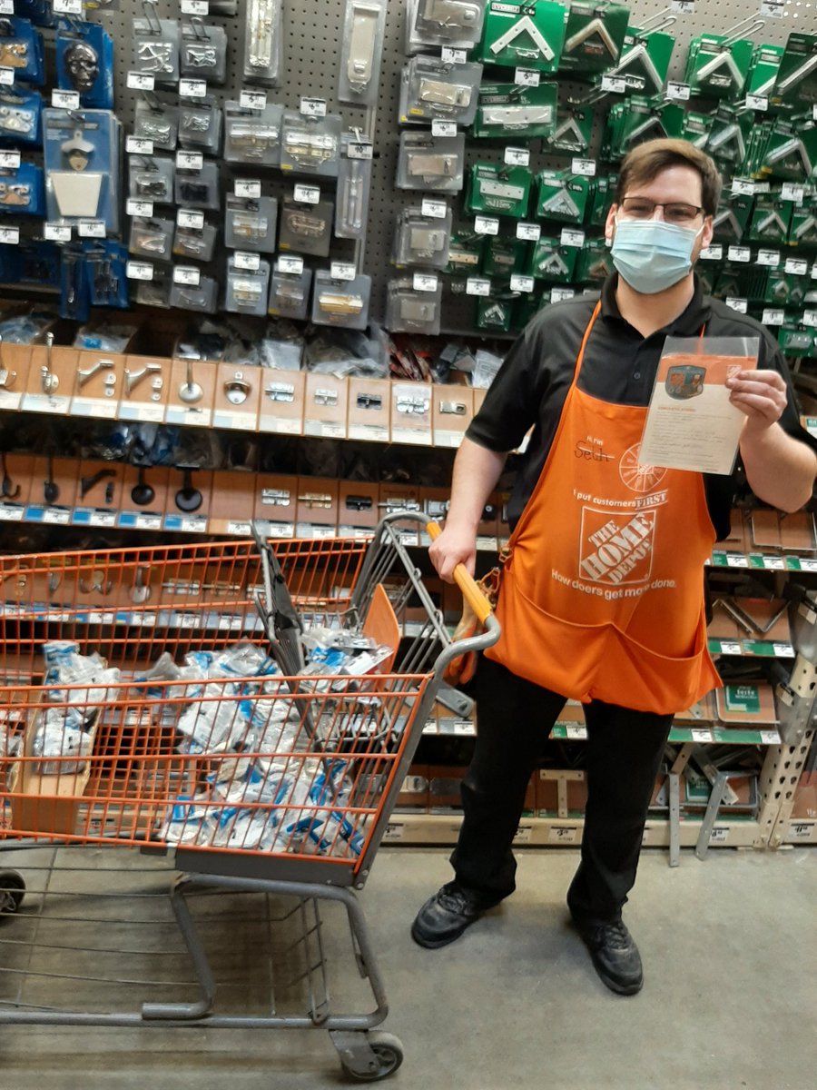 #ferociou4416 #pacnorthproud #Distrct53 The newest Hero of Hardware, Seth. Decontaminating  the department for accurate inventory and making it look easy also. WELL DONE and much appreciated.!