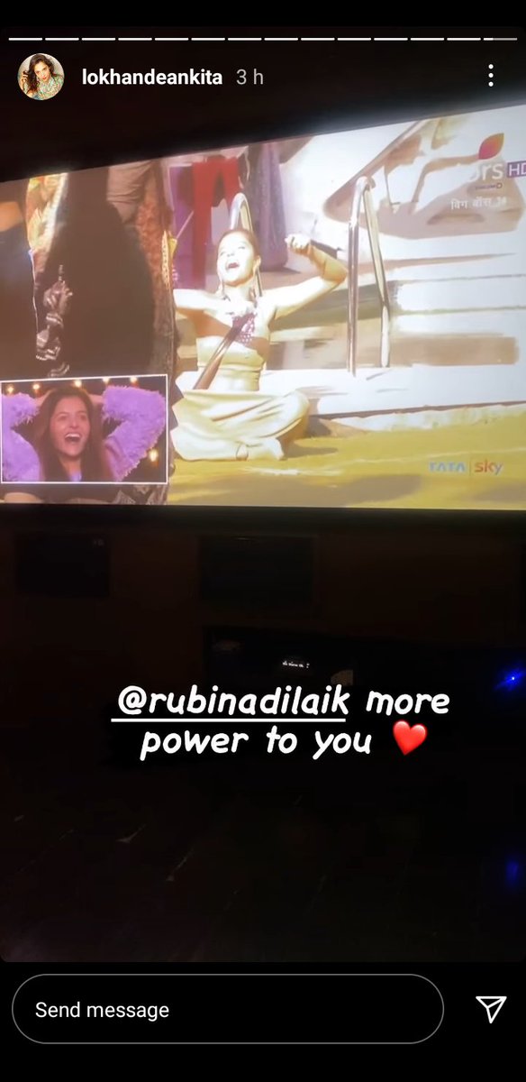 biggboss_critic's tweet photo. #AnkitaLokhande supporting #RubinDilaik 
#Bb14 #BiggBoss14 #BiggBoss2020 https://t.co/qQmOsVD6Wt