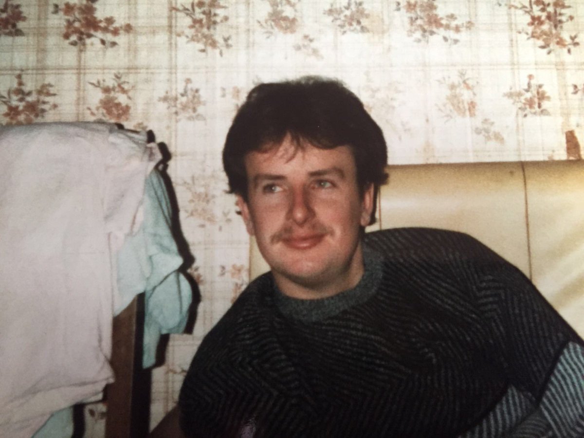 GerryCu58302876's tweet photo. 33 years ago at a checkpoint in Aughnacloy, Aidan McAnespie was shot dead by Crown forces on his way to play Gaelic football.I wrote a song for the family entitled “The shooting of Aidan McAnespie. To this day I ask the same question 
“Oh why did you do it”https://t.co/HZFp45UPag https://t.co/8lXBFs6Oes