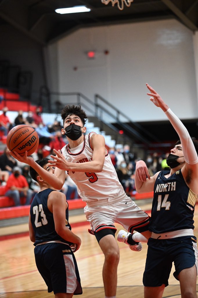 End 1st

Harlingen 17
Edinburg North 14