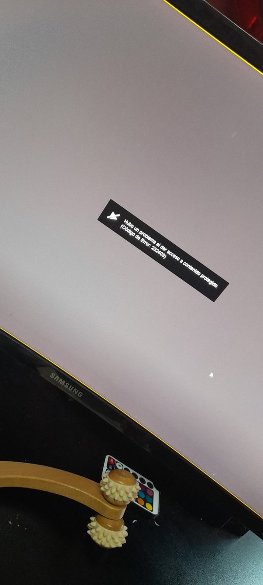 TheMasterJaOfi's tweet photo. #DLHenconcierto que paso aquí? 🤬🤬 https://t.co/6Es8kgkyZT