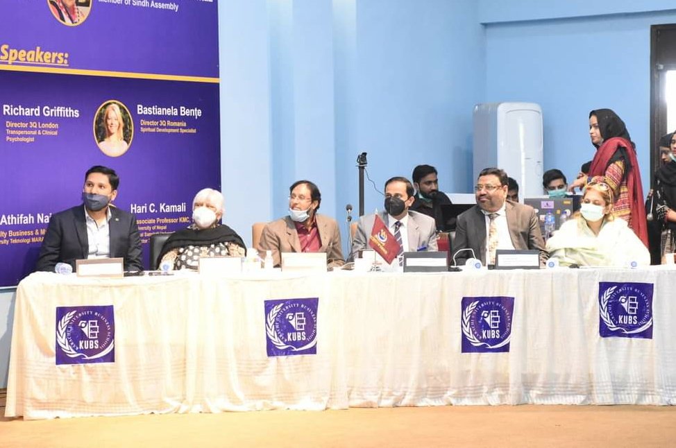 SMoazzamQureshi's tweet image. An International Conference &amp;amp; Webinar focusing on Corporate Sustainability was held at #KUBS. 

Chief Guest was Barrister @murtazawahab1.

Syndicate Members of Karachi University @Sadiajavedppp (MPA), @SMoazzamQureshi (MSC) also attended the conference.