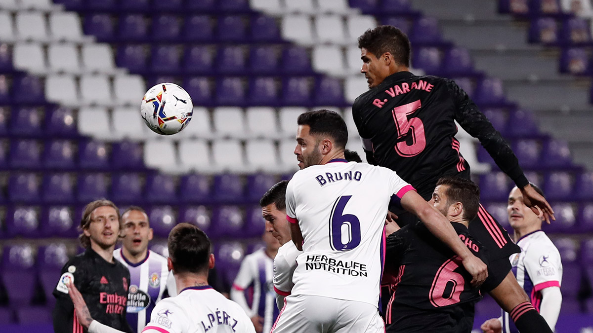 realmadrid's tweet photo. 📸 45' #RealValladolidRealMadrid https://t.co/2AltN4jqdi