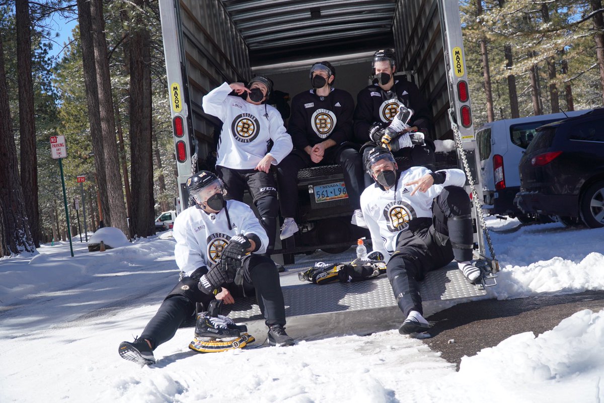 NHLBruins's tweet photo. Name the boy band.

#NHLBruins | #NHLOutdoors https://t.co/rB3DeeRYUu