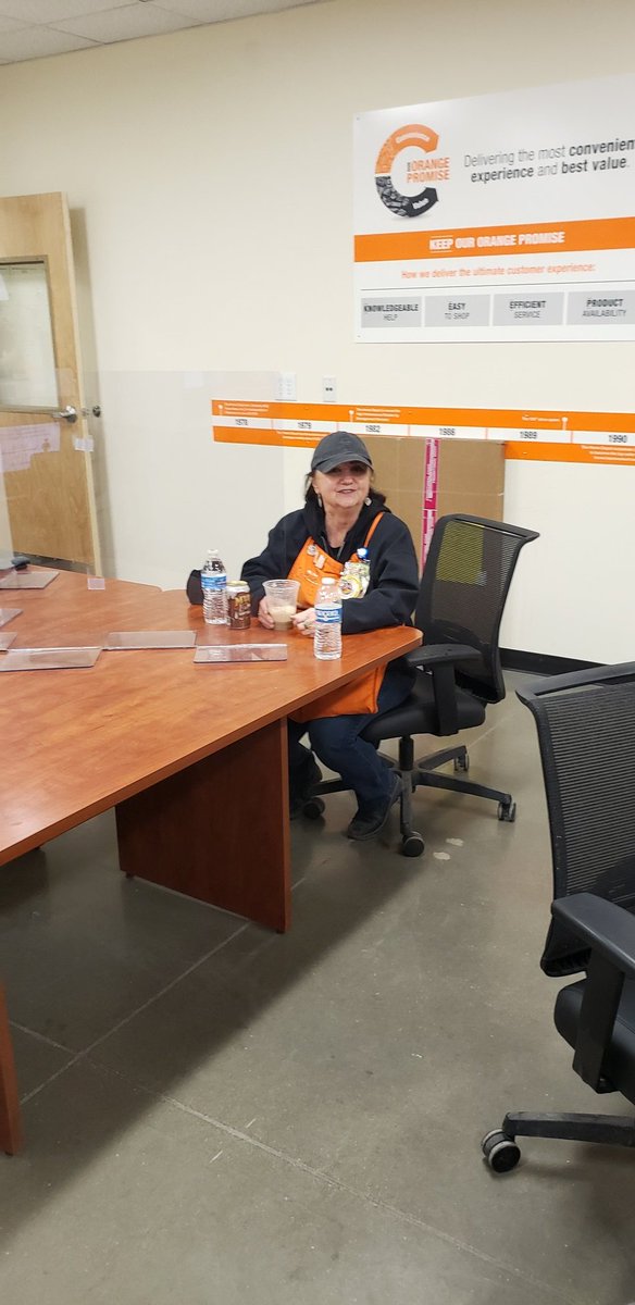 stevedhd's tweet photo. Great job DOUBLING our recovery goal for the year!
#getd18 
#thd0416
@KennyRedigerTHD 
@TomOrrPMD 
@NagyAndrew 
@BarbJPMD 
@Jovonne_maudi https://t.co/UpWvFowqvq