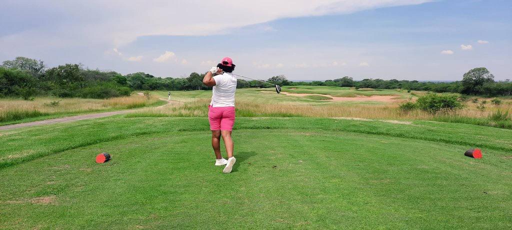 FelicityShiba's tweet photo. Round 2. Redemption golf. A better day 9n the course. Thank you @EuphoriaGolfEst you were beautiful kinder today. The residents were also out and about. πβ³ππΎββοΈ #TGGD #FlagCollected https://t.co/dYzti5Ik3K