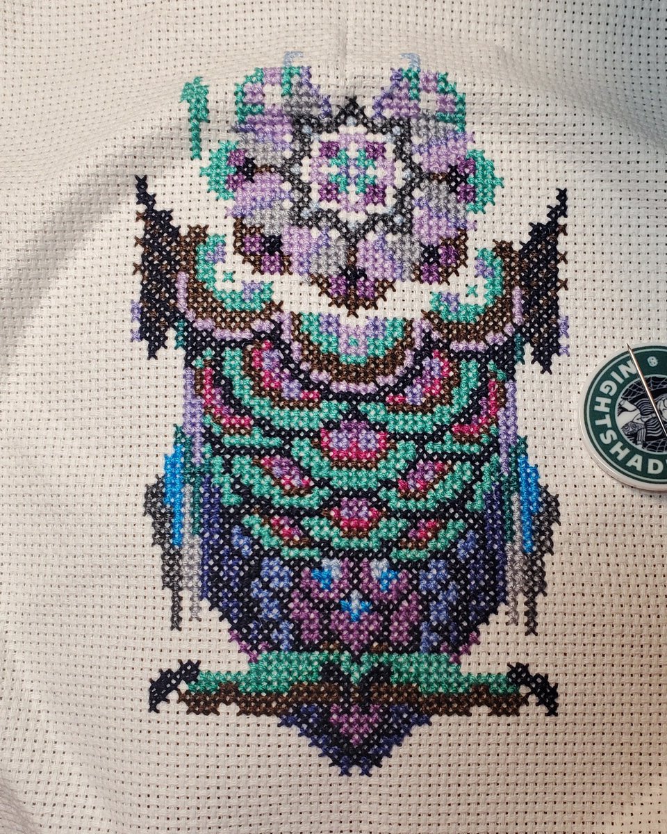 highheelgeek's tweet photo. Making progress on this owl mandala. Time to move the hoop. Pattern by AwesomePatternStudio on etsy. Colors modified by me per client request.
#OwlMandala #XStitchAddict #CrossStitch #WorkInProgress https://t.co/OmOCGM3RPp
