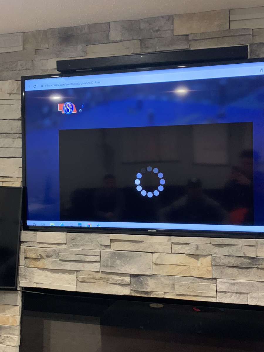 policky13's tweet photo. Love watching state wrestling @nsaahome Been staring at the loading wheel of death all day, what a waste of 11 dollars!#GoEagles https://t.co/SnDTKo2eSm