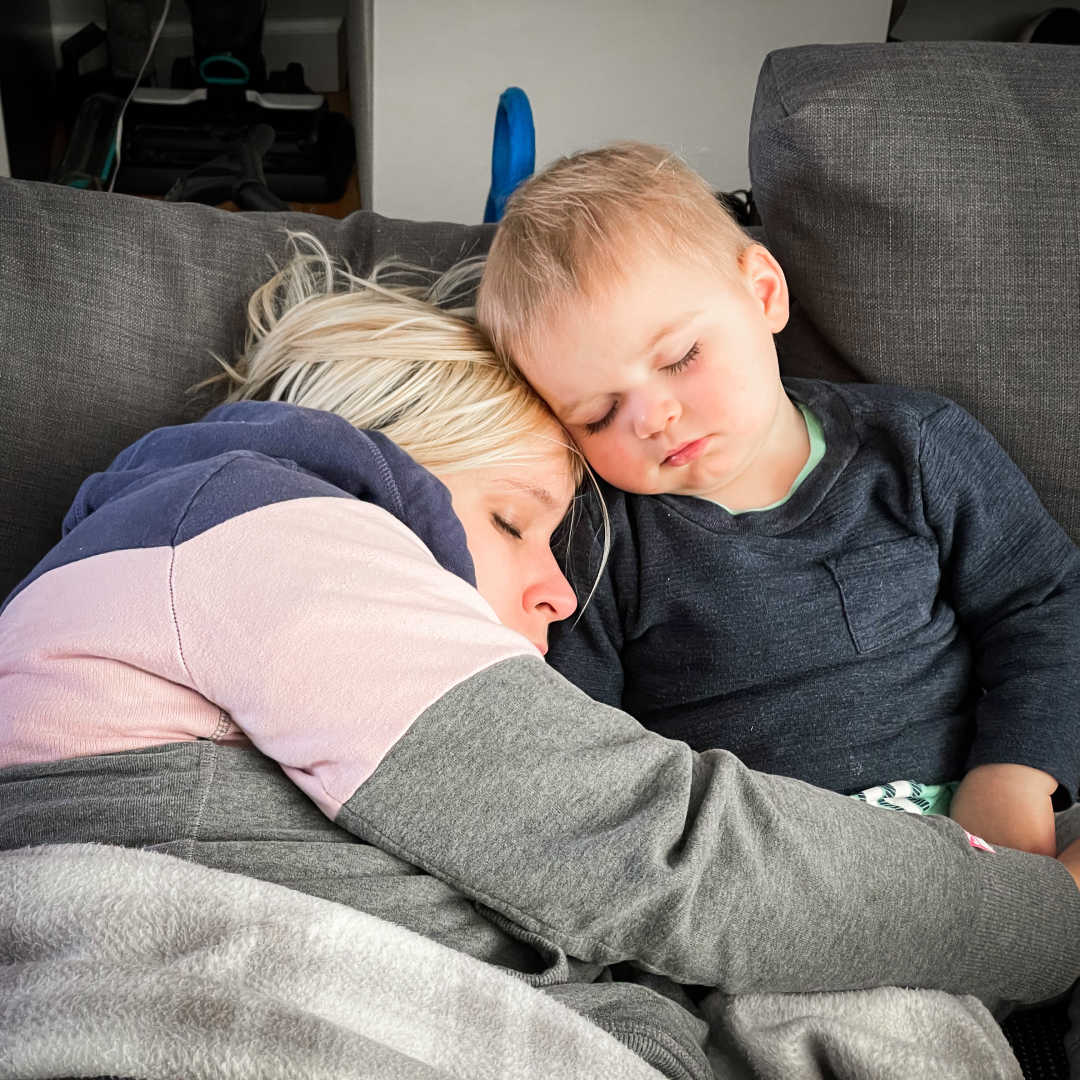 kurtwuckertjr's tweet photo. Sleepy Saturday! 

It’s all about family. 

#RoninOnChain 
$RoninAtlas https://t.co/2tnwgSxzyi https://t.co/DzFbyy1GOs