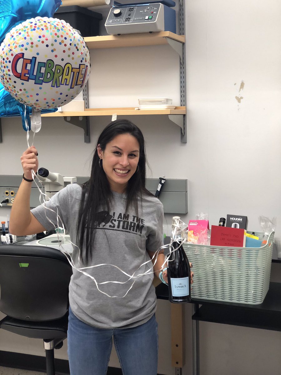 A big congratulations to Jamie Garcia @jamiegarcia1014 for successfully defending her thesis yesterday! Time to celebrate 🎉!