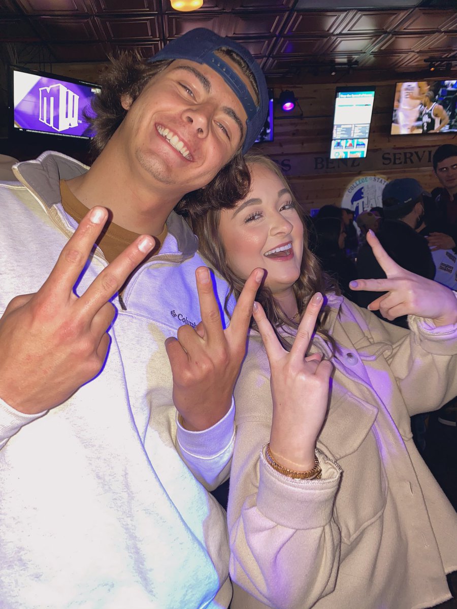 shelbi_whitaker's tweet photo. Last nights adventures https://t.co/RjblWMwpOm