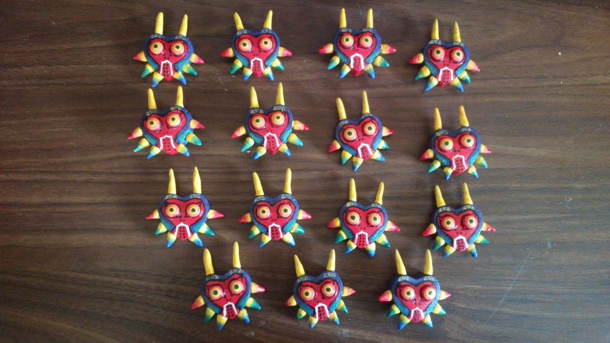 nnrobitaille's tweet photo. A bunch of tiny Majora's masks, perpetually staring into the abyss. #Zelda35 https://t.co/rb10Fn02Mi