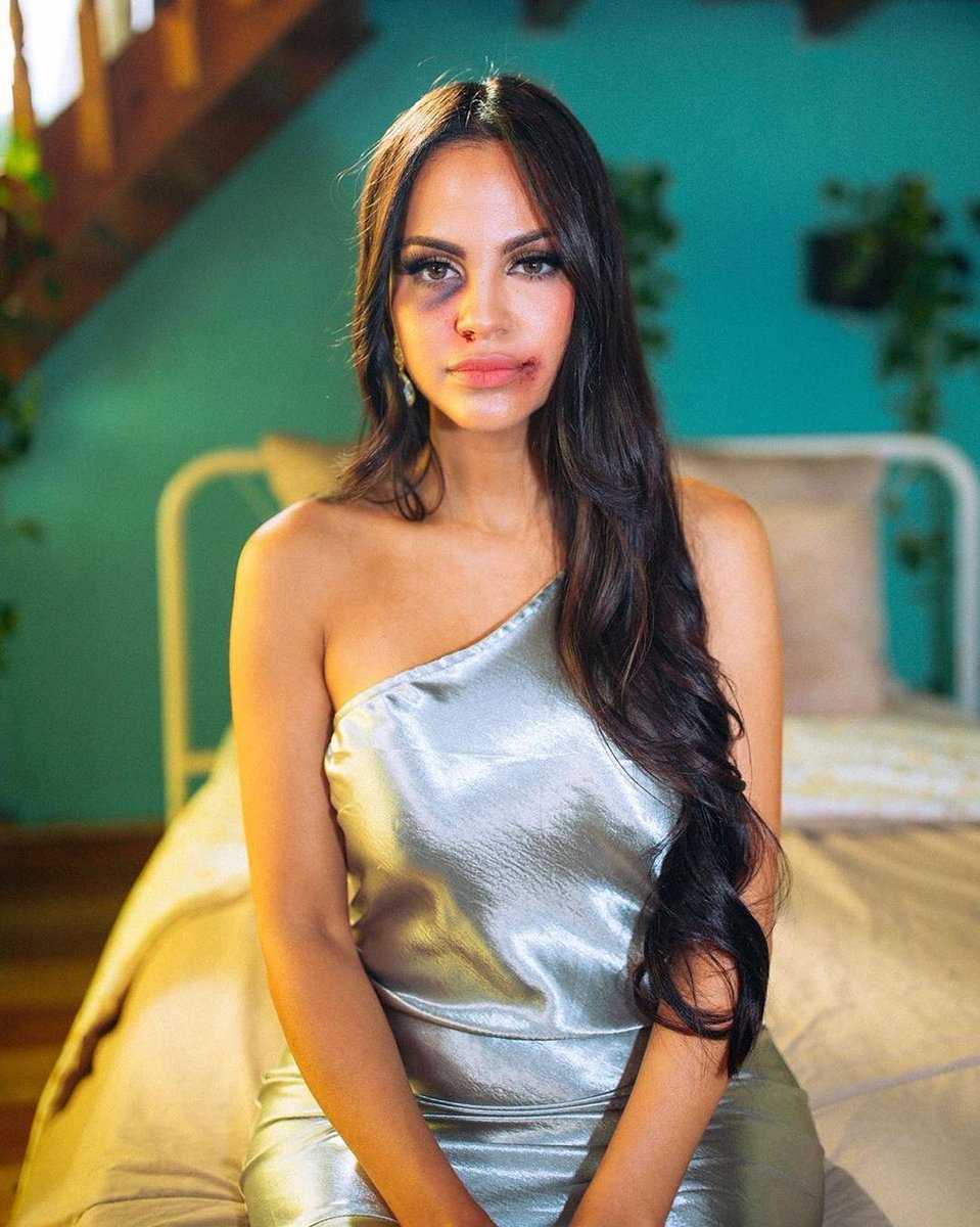 natti_diana's tweet photo. La Song #meestasmatando de @NattiNatasha hoy está cumpliendo su primer aniversario hoy en día cuenta con +43M de visitas en @YouTube FELICIDADES 🥂👏🤰 https://t.co/7xp2u8UOqX