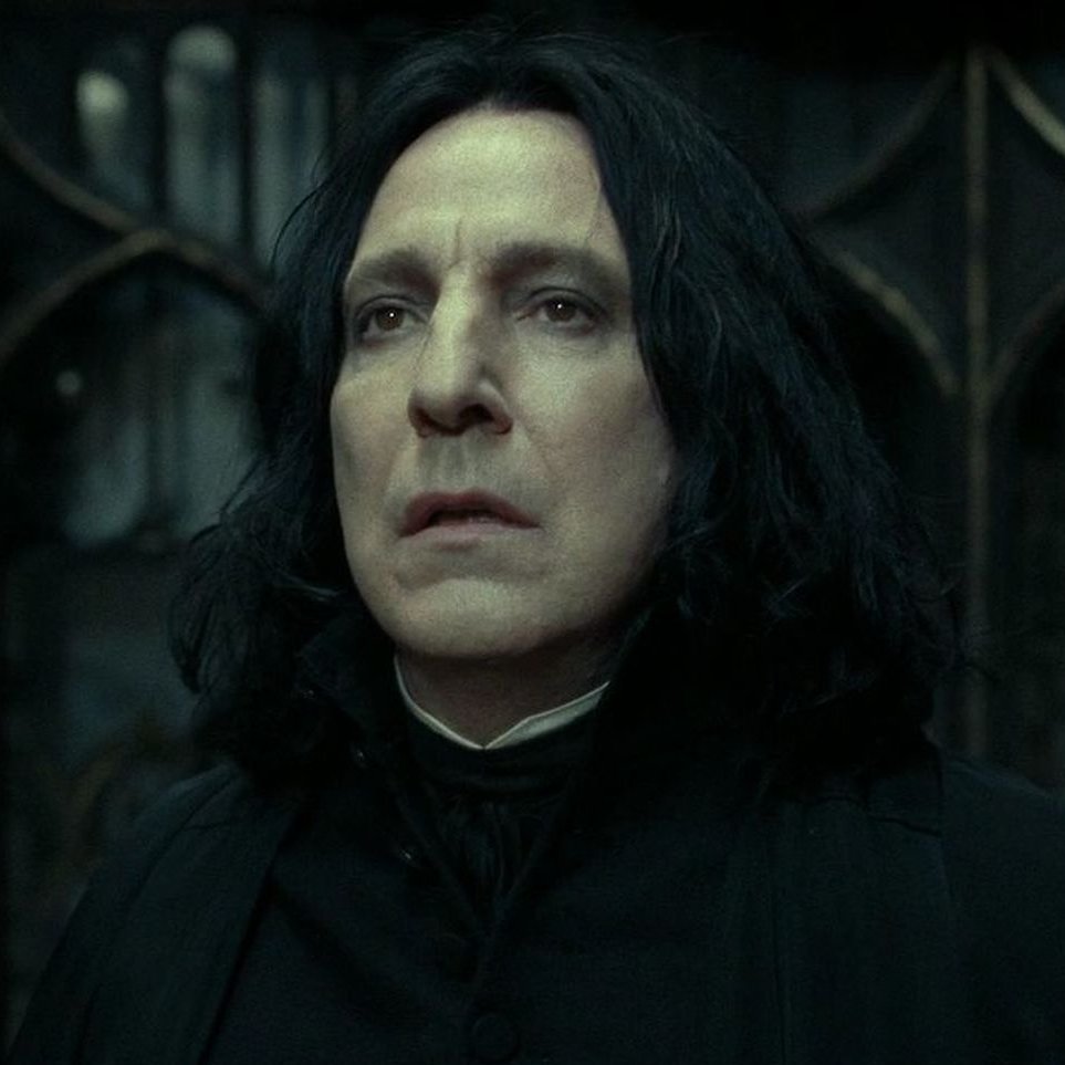 EiProfeta's tweet photo. Hoy cumpliría 75 años el gran Alan Rickman. Siempre serás recordado. https://t.co/xKFh89Yepa
