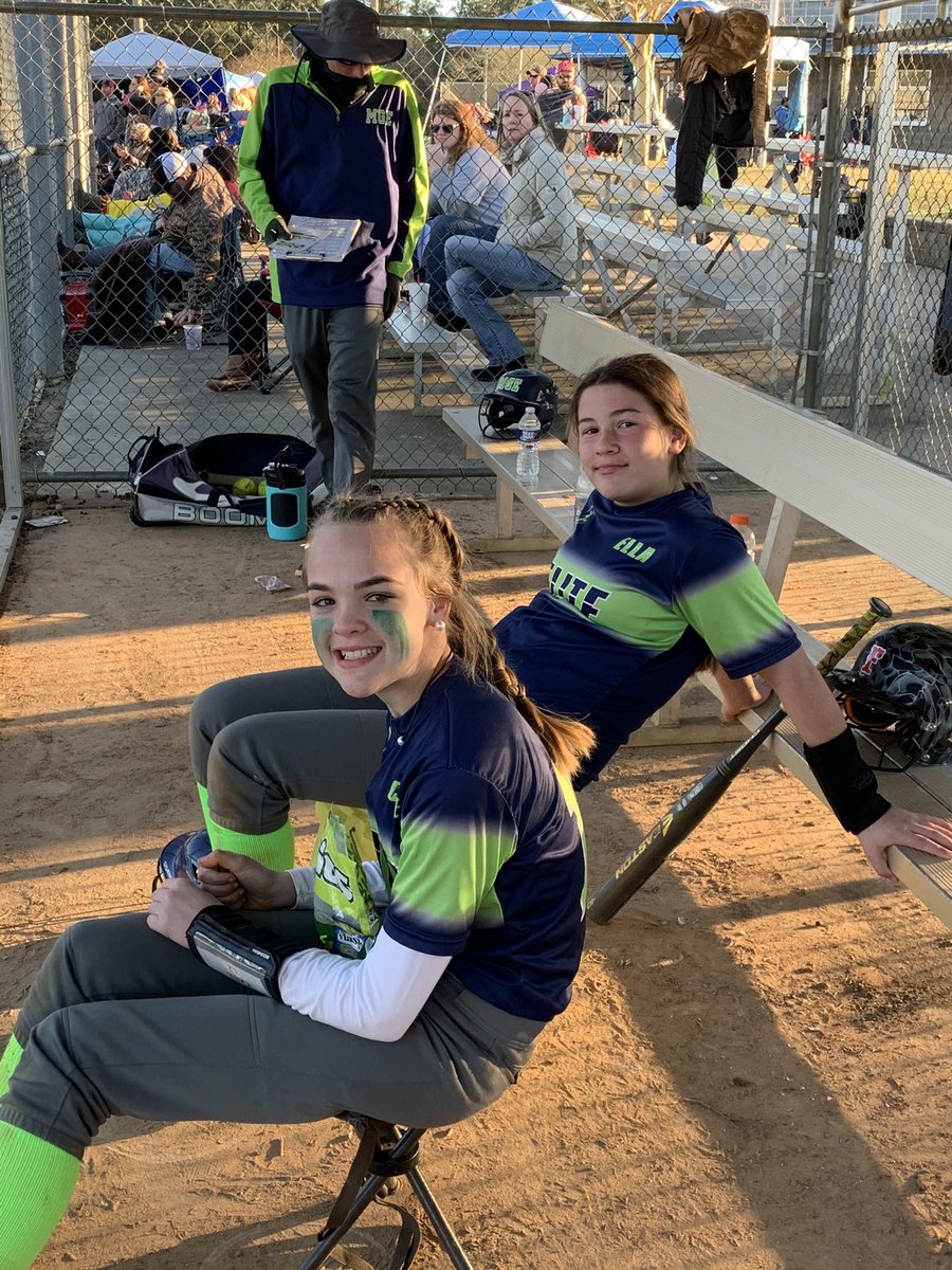 JasonDowneyBOE's tweet photo. Two of my #MGE girls also .@SuperJCSS softball girls at #GSMS- Cate and EJ!!! Great day for softball. 3-0 so far! π₯ #LetsGetSomeHardware https://t.co/wtpE1gJtjJ