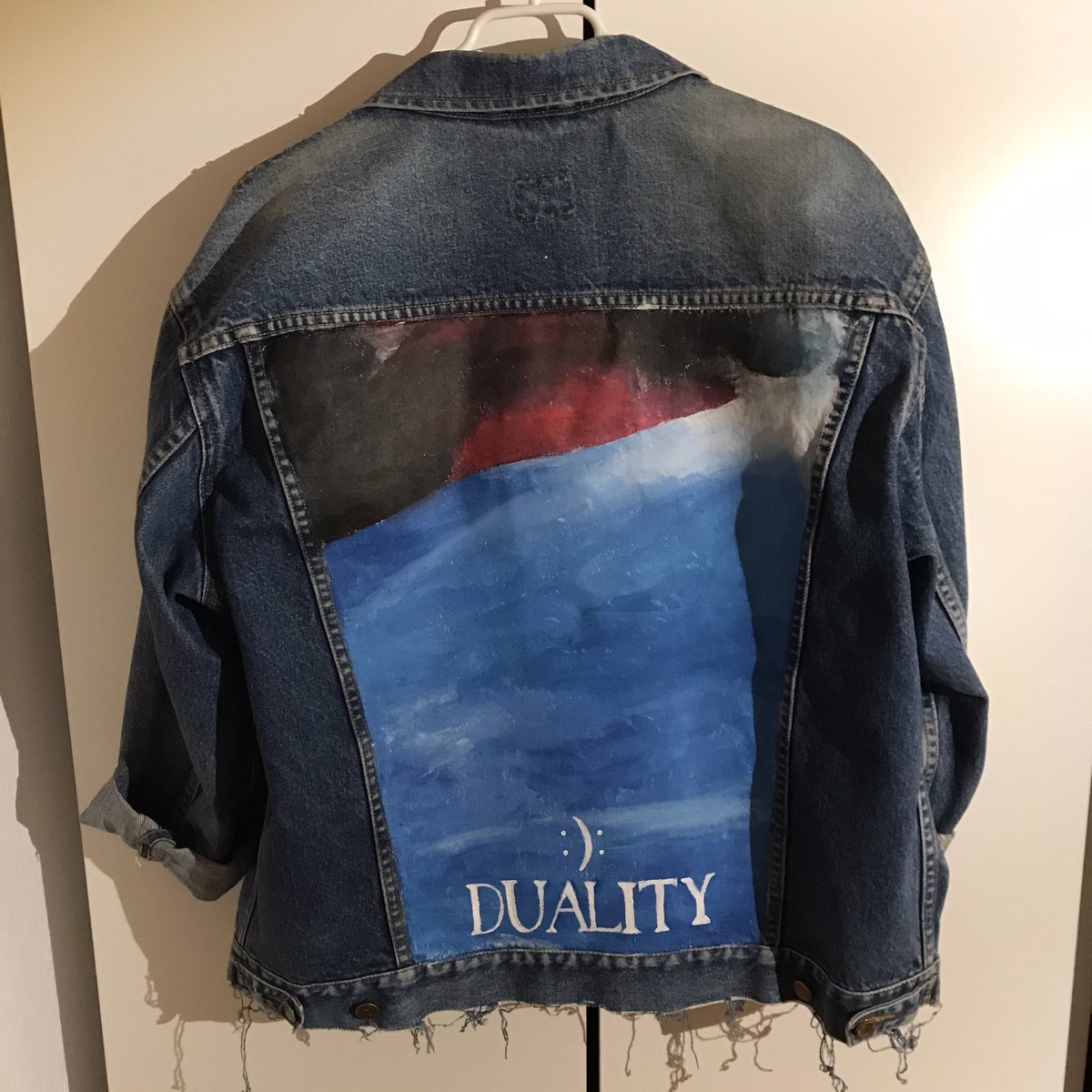 imnamedpr's tweet photo. so i made a DUALITY jacket #IM_DUALITY @OfficialMonstaX https://t.co/gIfz7hHOtO