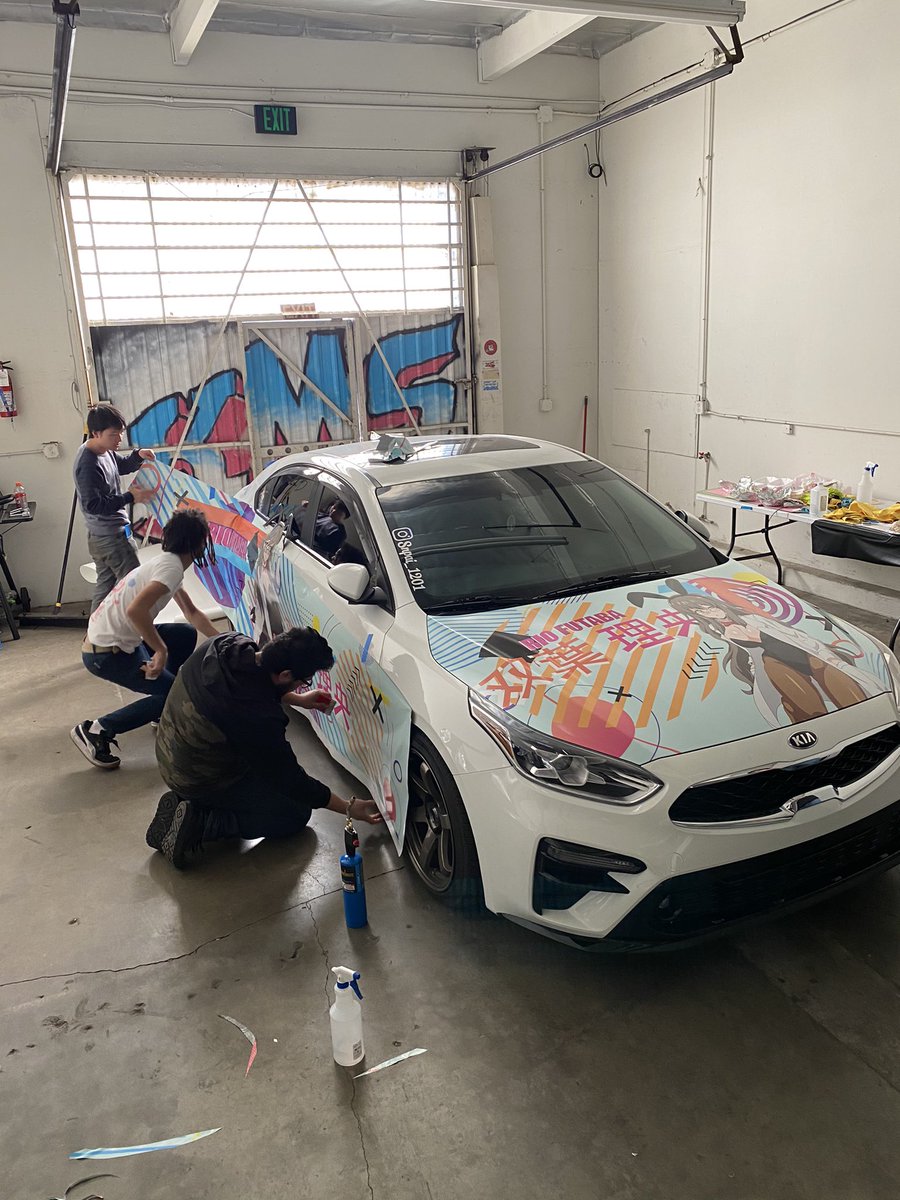 KimochiLife's tweet photo. New Las Vegas itasha coming soon https://t.co/XlovZbTZ7w