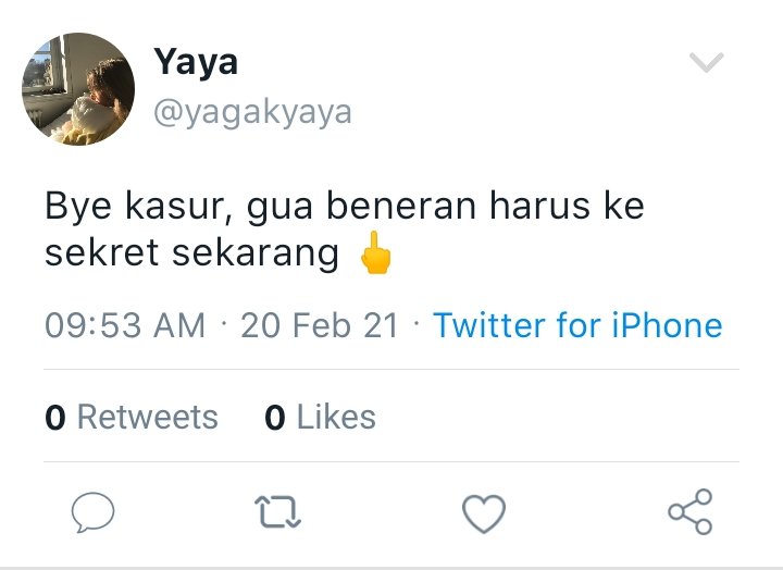 PRESIDEN MAHASISWA
--- NCT127 x oc AU, bahasa

Karena salah masukin nomer, berujung pada hidup Yaya yang selalu diteror Kaka Presma setiap harinya.