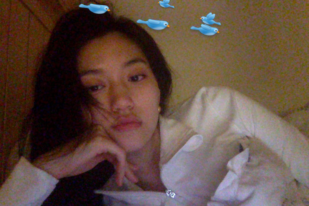 WEKlSSE's tweet photo. Lᥱt's gǝt crᥲzч! ⿻ 💎 * hɩ, we ᥲre #𝙬𝙚𝙠𝙞𝙨𝙨𝙚 ’ ! #Re_FreshCB
Val se escapó un ratito para poder asistir al #AllNightCB y bailar mucho. También dejamos unas fotos gratis de sus patas gratis porque es tu día especial. <3 ¡Suerte! https://t.co/hH0hVedGUa