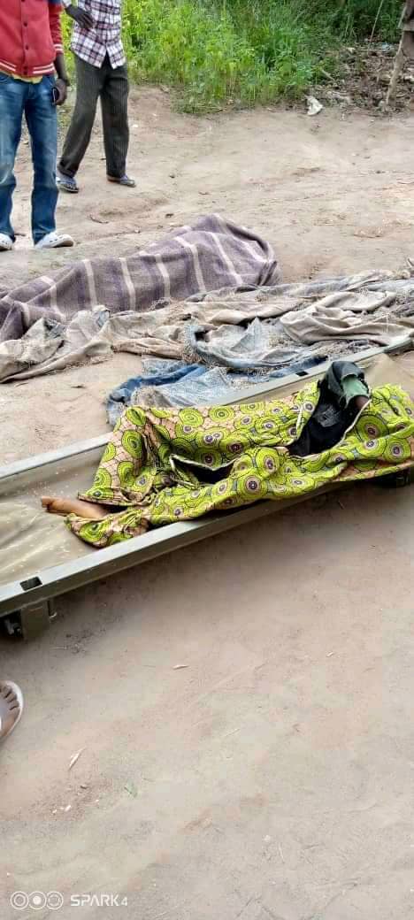 mediacongo's tweet photo. #Tshuapa : Un conflit ethnique entre #Pygmees et #Bantous fait plus de 30 morts dans le village #Bianga en territoire de #Monkoto
https://t.co/2Y1q7Acxx5 @environews_rdc https://t.co/FSCiUEfpz3