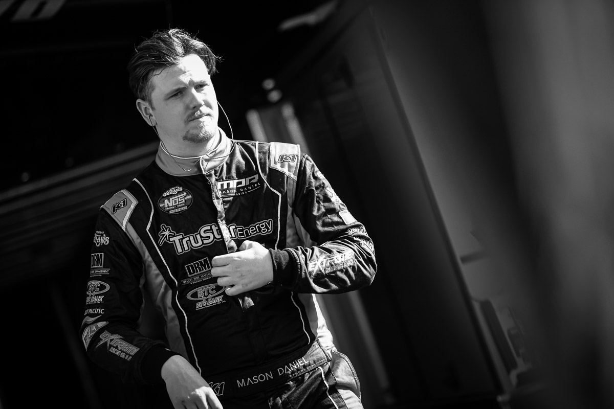 Scenes from <a href="/DIRTcarNats/">DIRTcar Nationals</a>. #MDR 👇🏼

📸: <a href="/DB3Inc/">DB3 INC</a> 

facebook.com/media/set/?van…