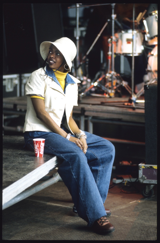 PigsAndPlans's tweet photo. Lauryn Hill in Belgium, 1996. https://t.co/RpKwRpzkFO