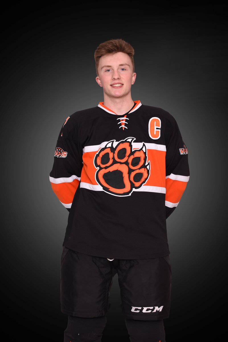 double_jayjay's tweet image. Congratulations #7 for a fantastic youth career!  We checked over our list of “To Do’s” and happy to report you checked every last box off that list.  Be proud...