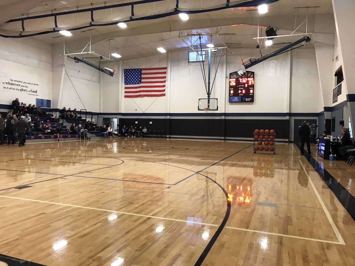 SeyleClete's tweet photo. Cougars of Stillwater remain hot from beyond the arc vs. the Griffs.  Petra battling.  #20 reports knee OK.  Griffins trail 37-26 @ the Break. https://t.co/c8N3IztwYU