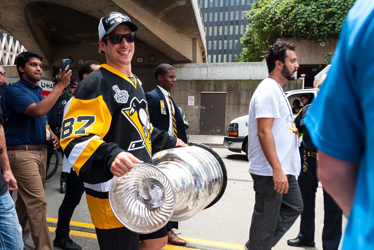 BPatersonPhoto's tweet photo. Congrats to Sidney Crosby on 1000 games! 🐧🐐

From the 2016 Stanley Cup Parade https://t.co/nsDVVTk7wQ