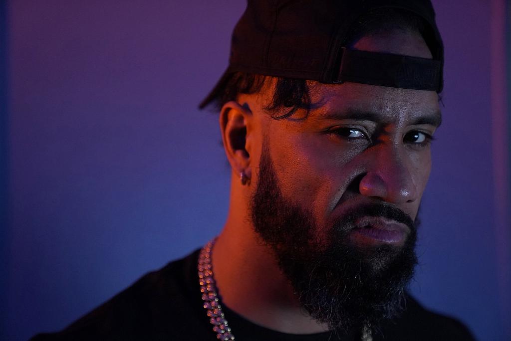 All business. #SmackDown #WWEChamber <a href="/WWEUsos/">The Usos</a>