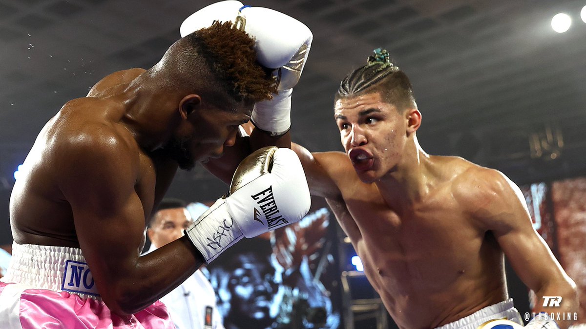trboxing's tweet photo. X gave it to ‘em for 6 rounds clean 😤

@XanderZayas moves to 7-0 in his 2021 debut. 📈

#BercheltValdez | Undercard on ESPN+ https://t.co/zpoBYbJ2WE