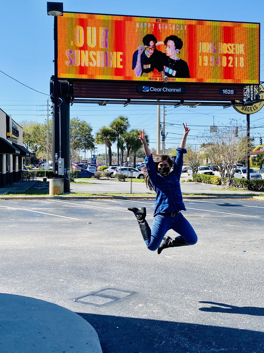 g_unit_407's tweet photo. Happy birthday, Hobi! 🥳🌞☀️#OURSUNSHINE_ORL @bts_bighit @BTS_twt https://t.co/5fETMRdUa8