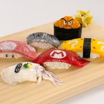 本当に食べられそうなリアルさ!樹脂粘土で作ったというマリオ要素が詰め込まれたお寿司!
