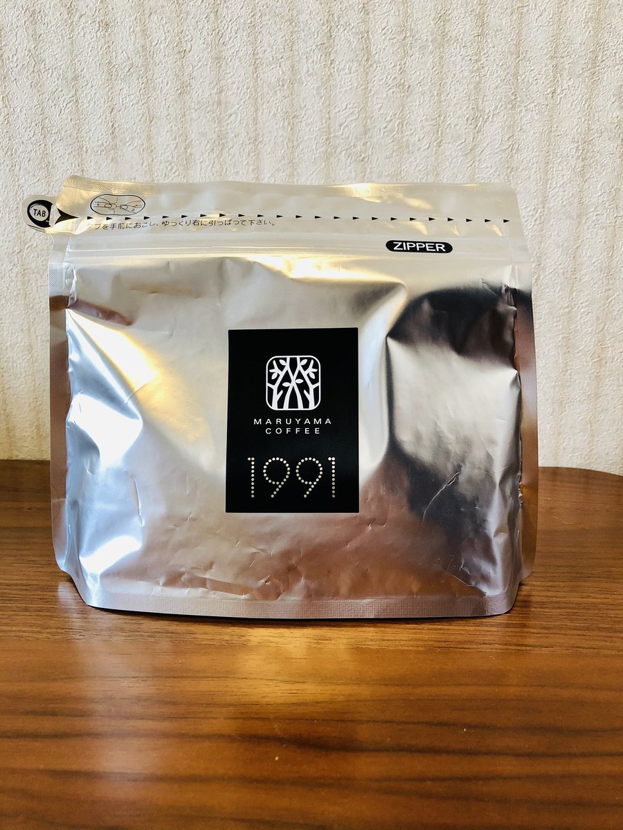 SLIM_AOS_JP's tweet photo. 休日のコーヒーは丸山珈琲、クラシック1991。2月は深煎りによく出会います。#丸山珈琲 https://t.co/qsR2jNbnon