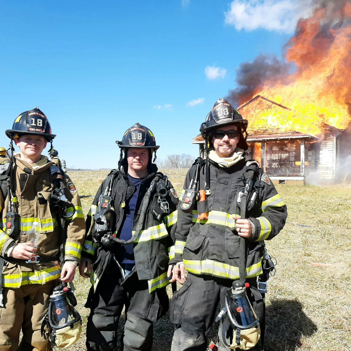 davidhelton's tweet photo. Live fire training today ! https://t.co/QXV1Bu0Ytu