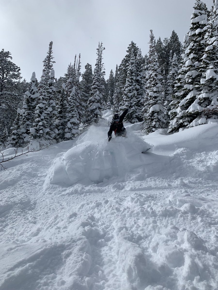 corneahusker's tweet photo. Unbelievable #powderparty โฆ@jhskiโฉ the last two days. 20โ today made for quite the day ๐๐ป๐๐ป โฆ@mountaincollectโฉ https://t.co/64TlQUtFim