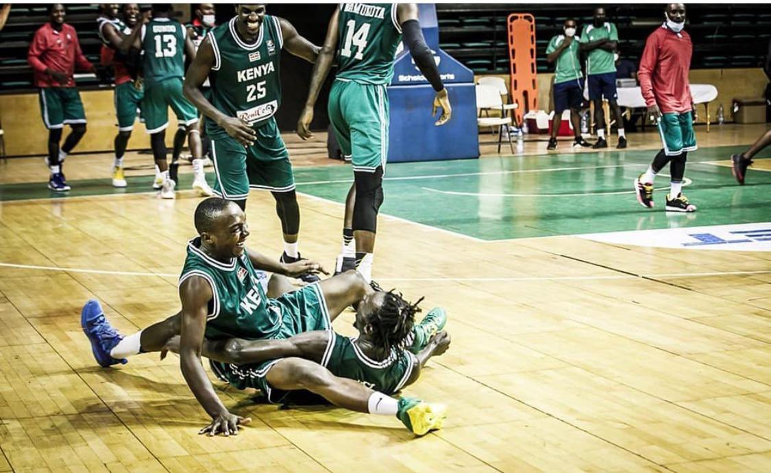 Incredibly patriotic and proud moments by the Kenyan Morans who stunned Angola 74/73 for the first time in history to qualify for the <a href="/FIBA/">FIBA Basketball</a> <a href="/AfroBasket/">FIBA #AfroBasket</a> Championships in Kigali, Rwanda! #TwendeKazi