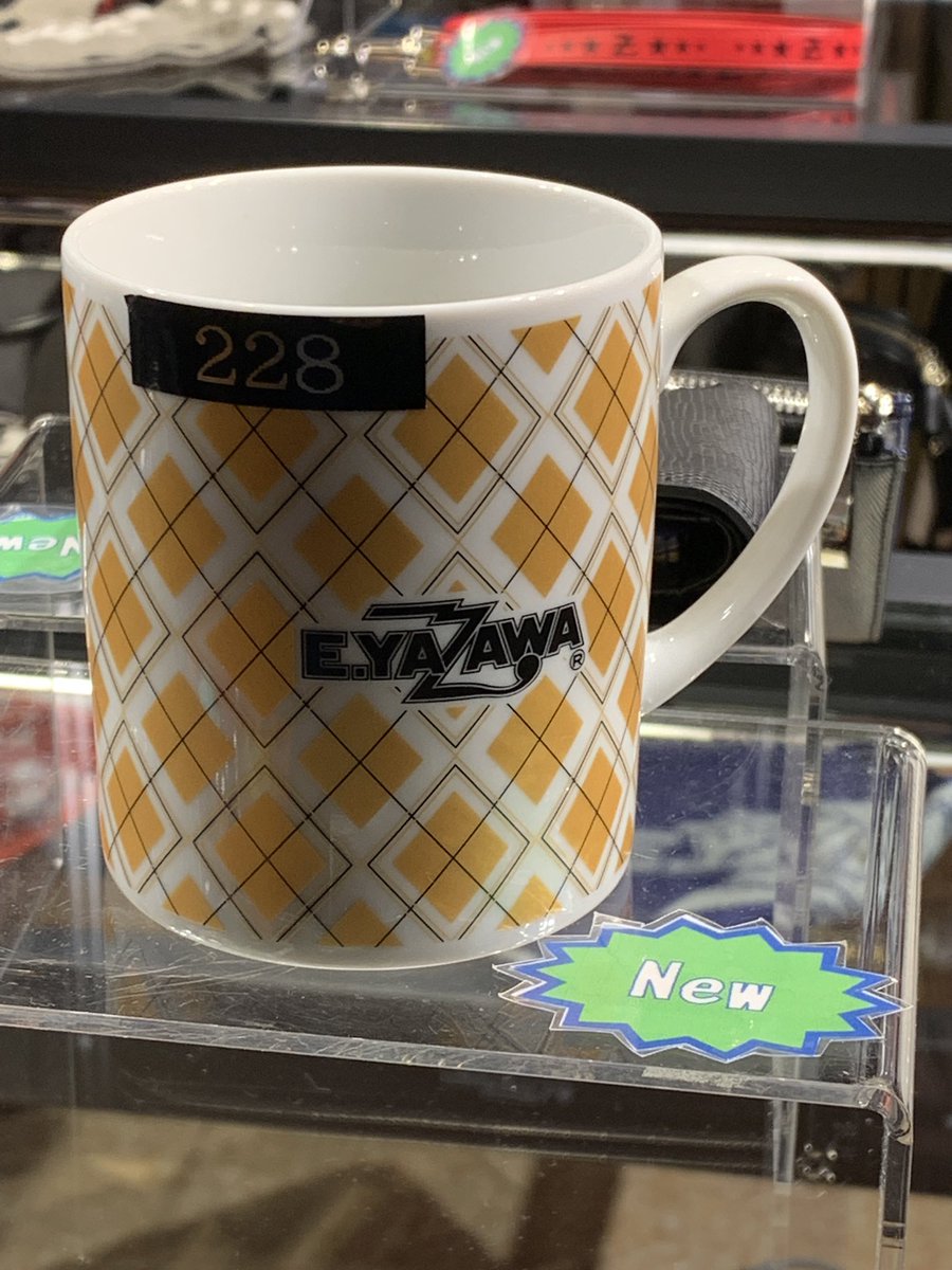 矢沢の雑貨屋さん。 ラバーのキーホルダーは壊れにくいかも知れない。