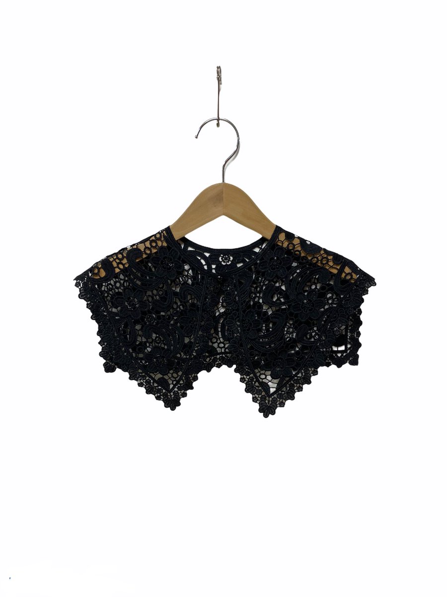 Kaya Select Remake 付け襟入荷しました お問い合わせや通販もお待ちしています 付け襟 レース 黒レース セーラーカラー イラスト イラスト好きな人と繋がりたい 絵描きさんと繋がりたい 中野ブロードウェイ 中野kaya 中野 Kaya