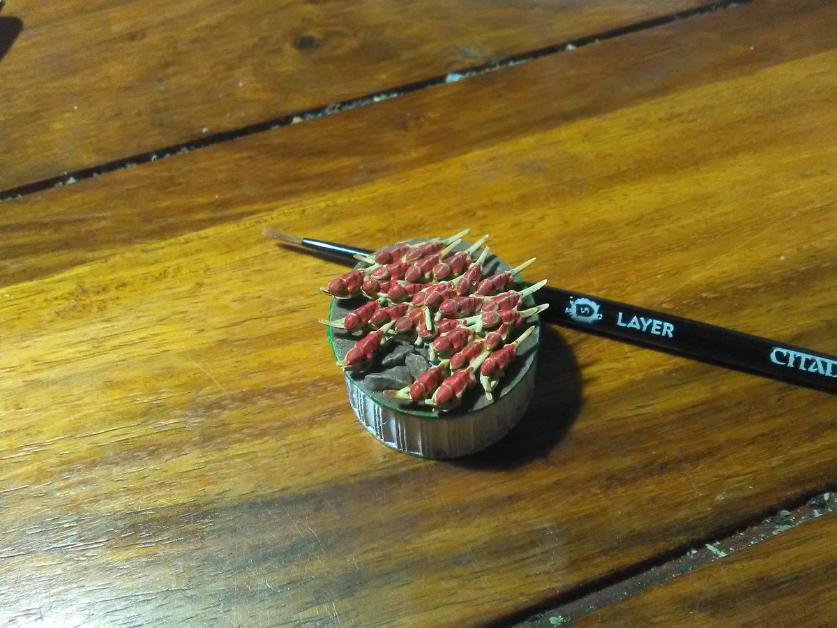 Ledeberge's tweet photo. I've been flitting between projects, but just finished a base of teeny tiny 3d printed nids during the 24hour charity stream.
#thrmind https://t.co/3hSkXu4LqI