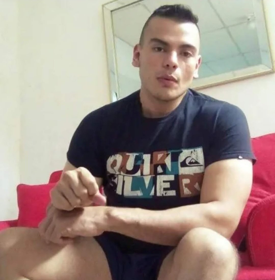 saben_2's tweet photo. Otro papasote en la lista que saben de este macho varonil dotado # que saben de el 👇 https://t.co/feIKiNb8lC