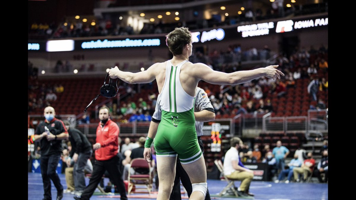 STATE CHAMP!!! Spencer Mooberry gets the takedown in overtime to win gold at 180!🏅
