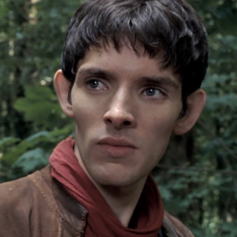 bisexualancelot's tweet photo. pls spare some cheekbones https://t.co/4HmTRPuVuP