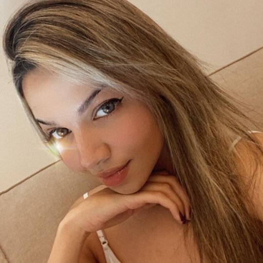 快來看🎲 FOXY lit 🔥在#BIGOLIVE的直播: Hey    bigo.tv/sid/2405545891…
slink.bigovideo.tv/E6fJS7