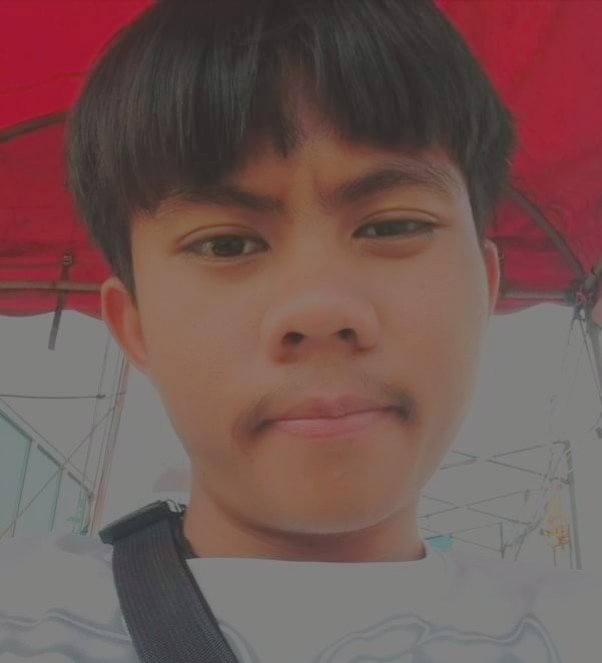 Suracha47202164's tweet photo. ได้คืบจะเอาศอก ได้คุณสักรอบคงน่าจะดี https://t.co/2e40q3I2aQ